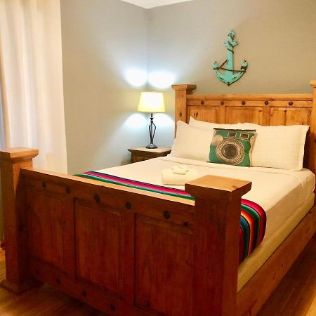 The Cove Bnb Hudson Bend Extérieur photo