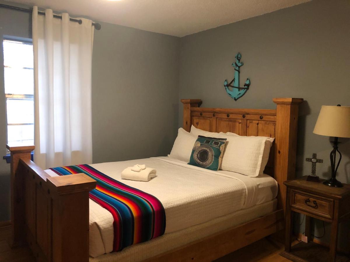 The Cove Bnb Hudson Bend Extérieur photo