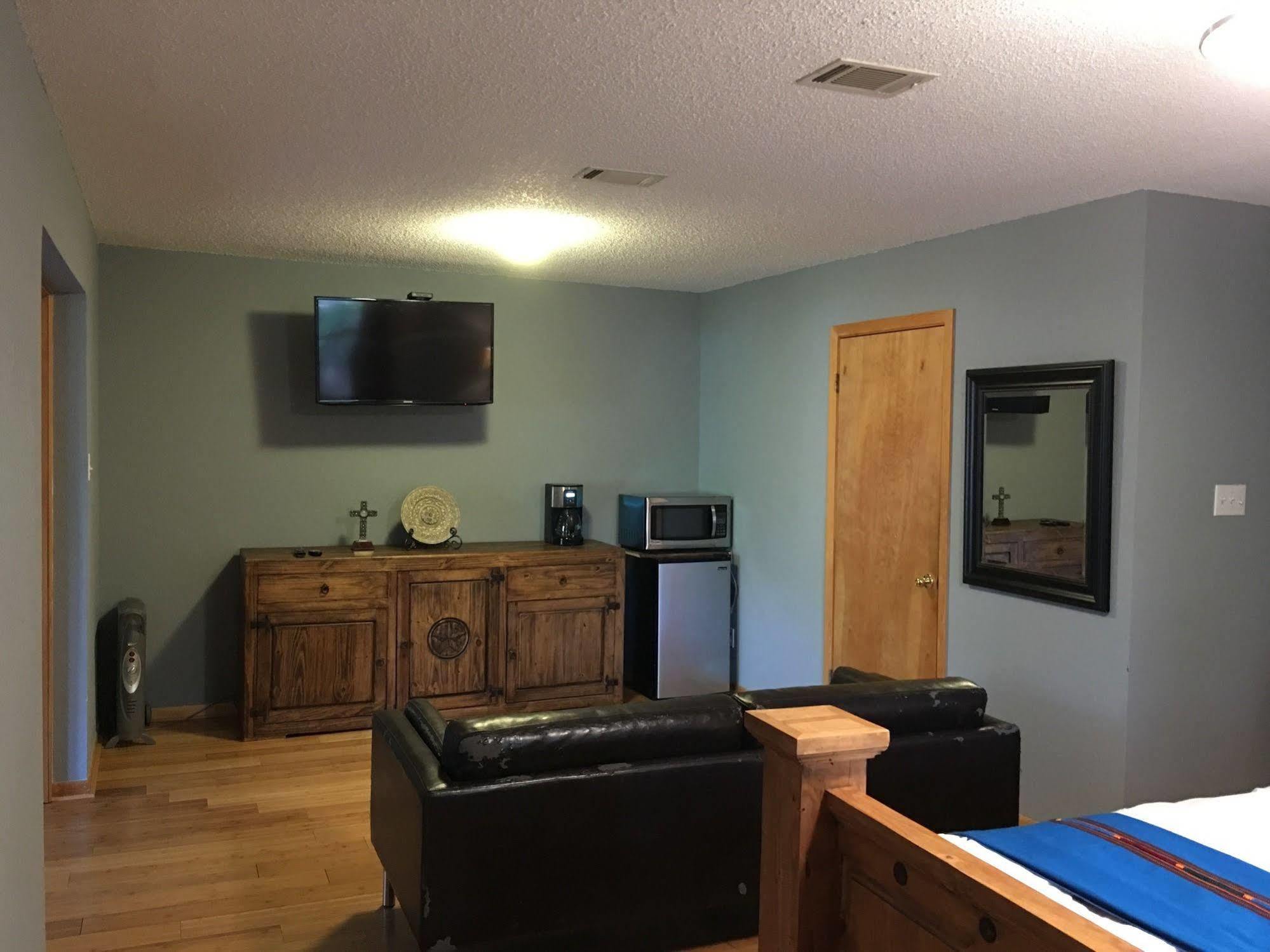 The Cove Bnb Hudson Bend Extérieur photo