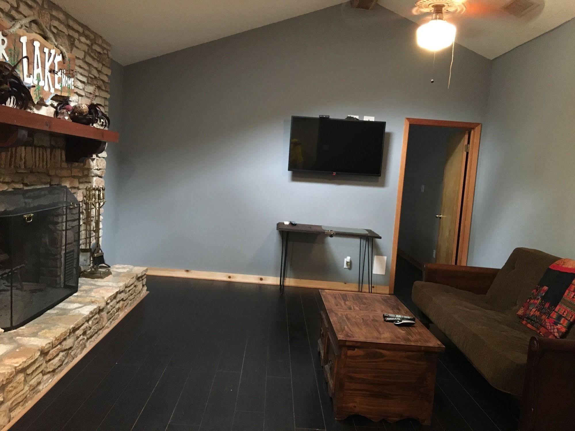 The Cove Bnb Hudson Bend Extérieur photo