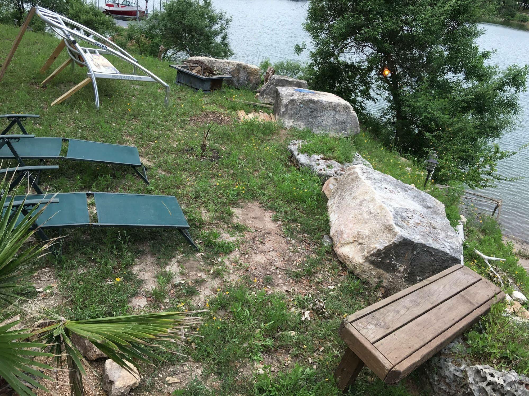 The Cove Bnb Hudson Bend Extérieur photo